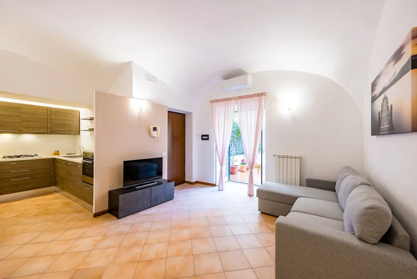 Materdei Beautiful Terrace by NapoliApartments - Image 1