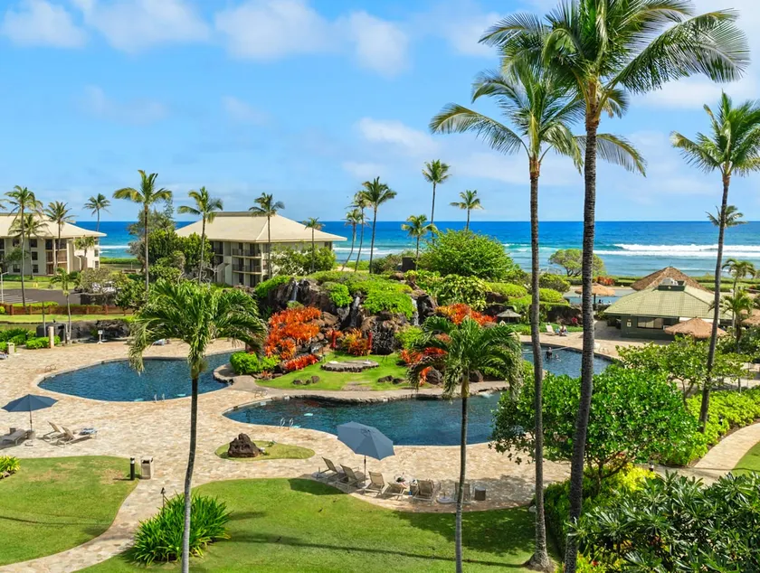 Kauai Beach Resort Deluxe Ocean View Suite - Image 1