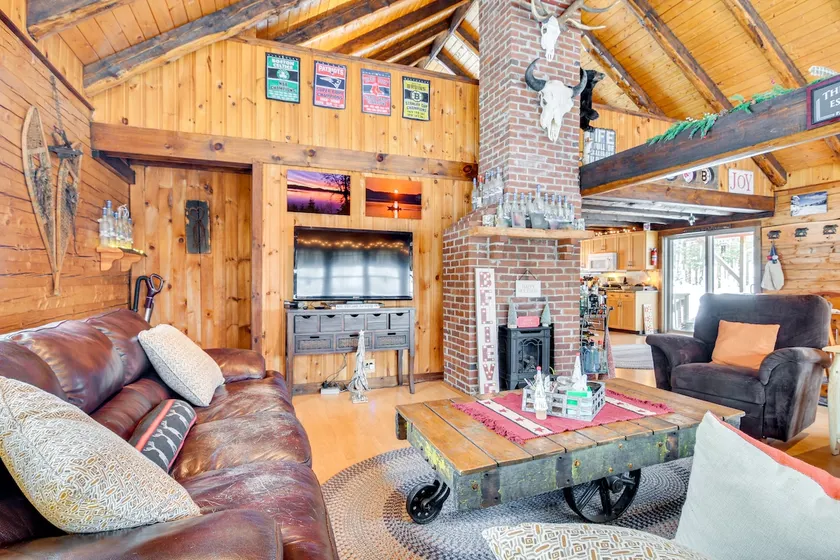 Deck & Fire Pit: Secluded Cabin Near Lake Francis! - Image 1