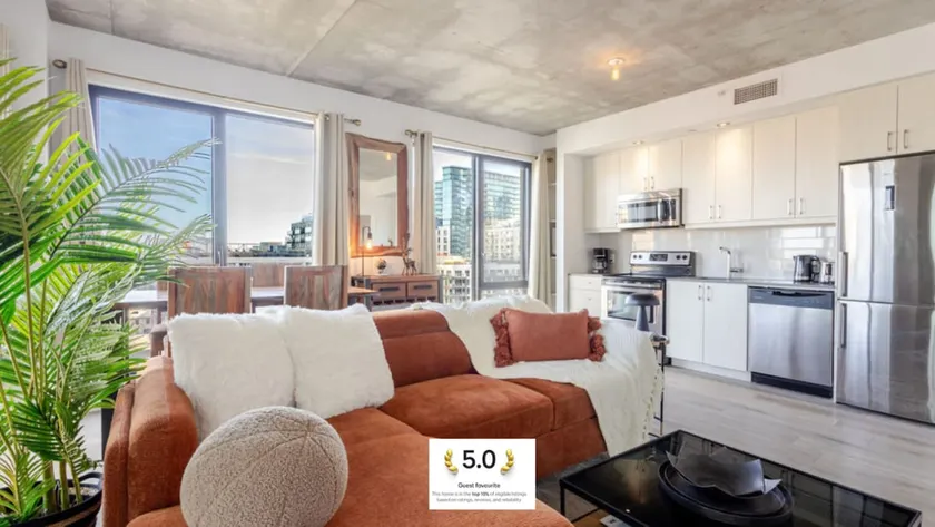 Spectacular 2BR in top location of downtown - Image 1