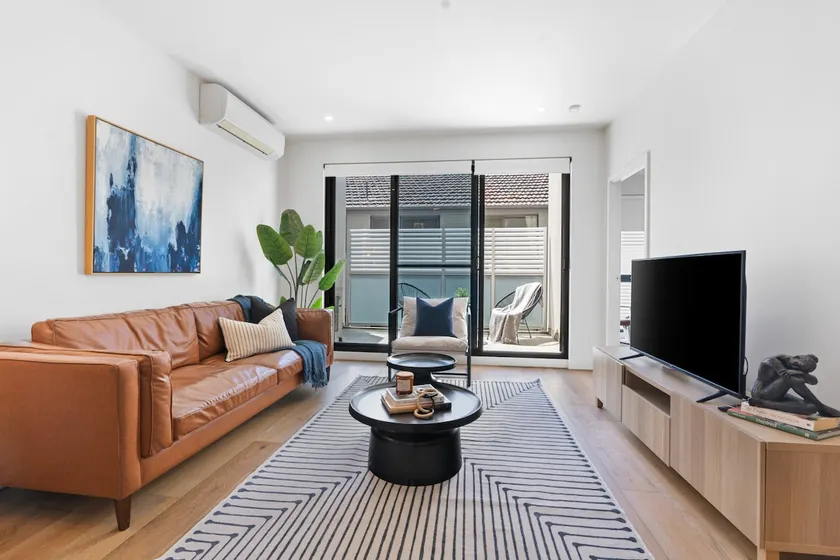 Urban Living at Its Best - Image 1