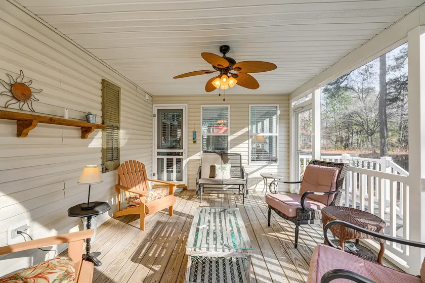 8 Mi to Beach: Ocean Pines Home Near Marina & Golf - Image 1