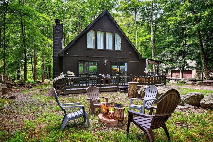 Concert Aug 15th|Hot Tub|Pool|Kayak|Golf|Fire Pit - Image 1