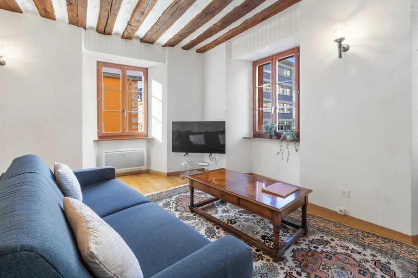Appartement élégant dans le Château des Vidomnes - Image 1