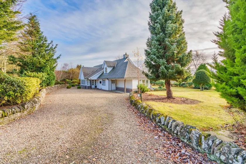 4 Bed in Invergowrie oc-s29973 - Image 1