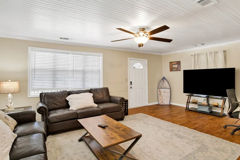 ST-Gardenia Circle Cottage - Image 1