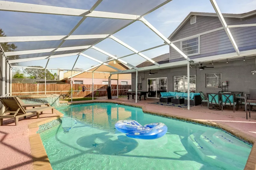 3 Mi to Marina: Riverview Family Home w/ Lanai! - Image 1