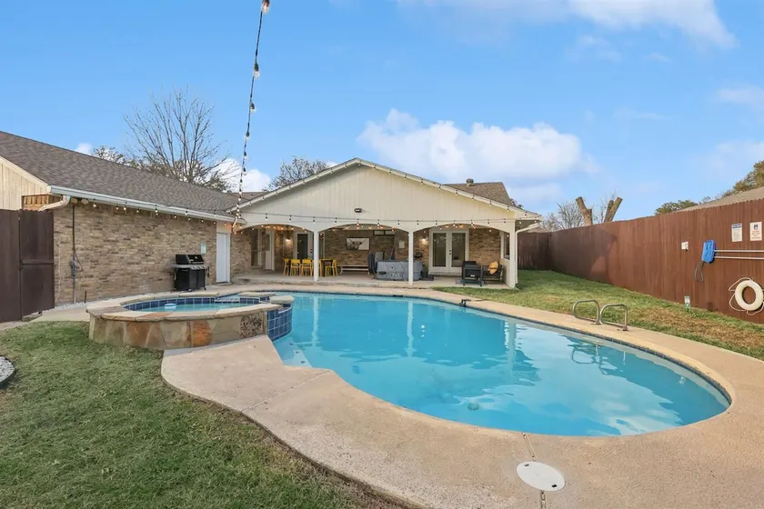 Best Of Desoto 4br,3ba With Pool, Hottub, Cinema - Image 1