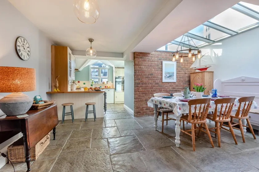 4 Bed in Bude oc-p29586 - Image 1