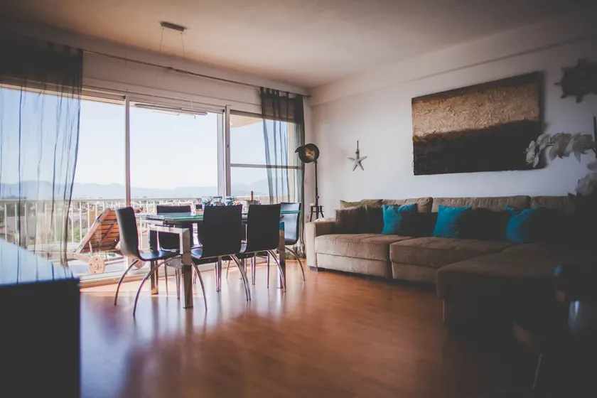 AP-1 Apartment with Ocean Views - Image 1