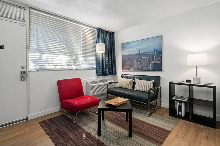 Chic Premium Studio Apartment (G) - Beinhaltet wöchentliche Reinigung mit Wäschewechsel - Image 1