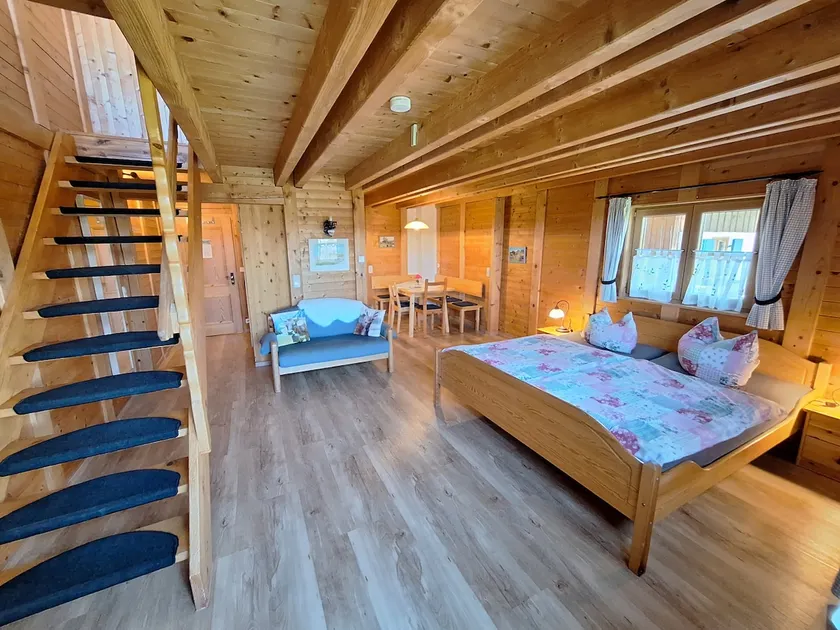 Family apartment in Höhenzug No. 5 - Image 1