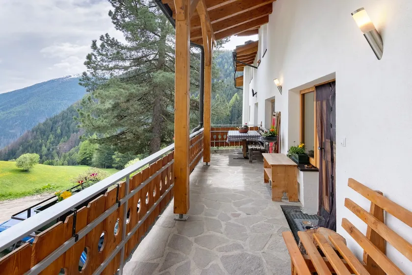 Ferienwohnung 'Fragges Spuldra' mit Bergblick, Balkon und Wi-Fi - Image 1