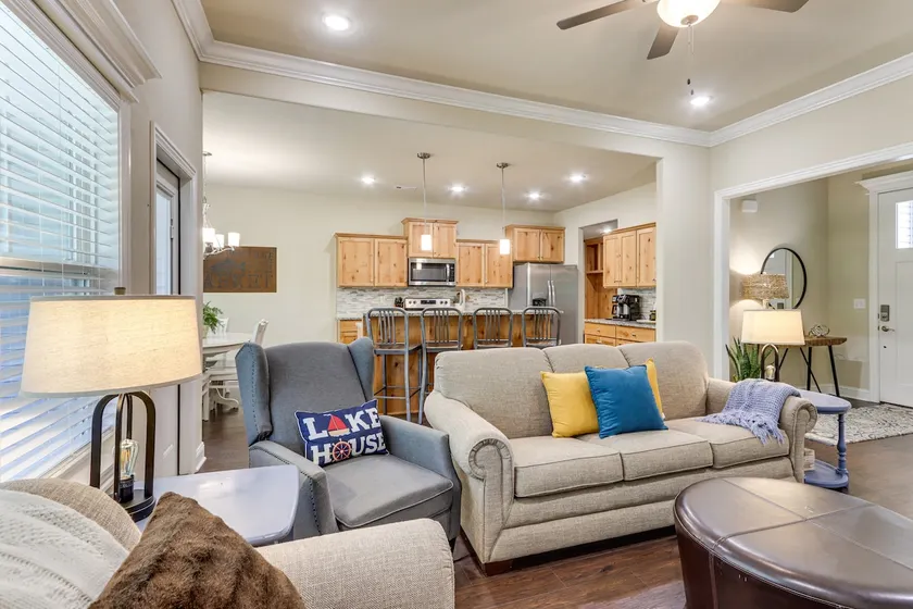 Modern Family Cabin: Walk to Table Rock Lake - Image 1