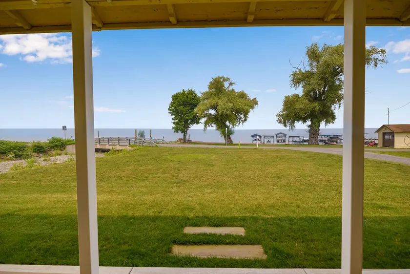 On the Rocks - A Wine Country Wonder! - Image 1