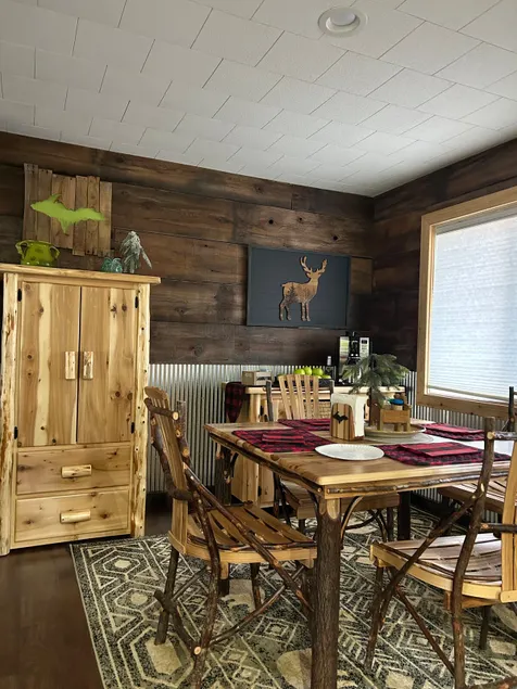 Firefly Cabin/ Close to Pictured Rocks! - Image 1