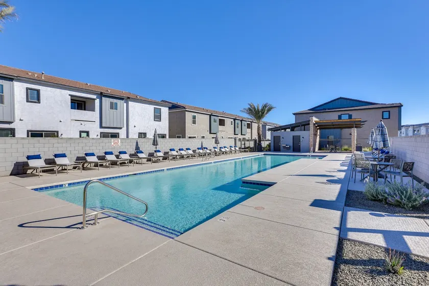 Community Pool & Hiking Trails: Red Fox Retreat 1 - Image 1