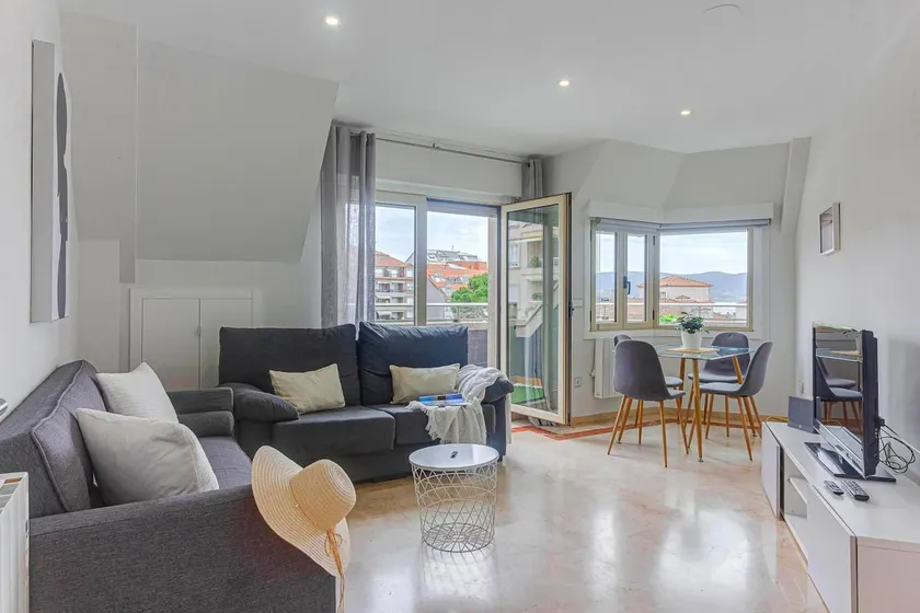 Ocean View Penthouse - Image 1