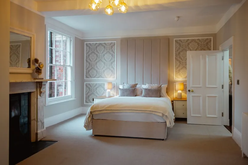 The Manor Lodge, Repton - Image 1