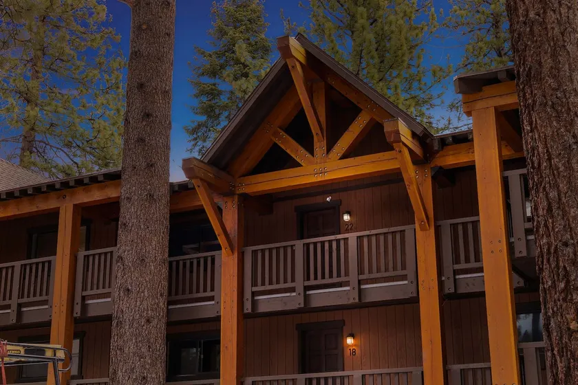 Sierra Pines Retreat - Sleeps 6 - Image 1