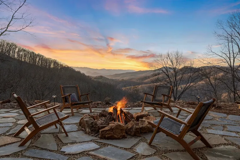 Sauna + Views: Private Franklin Cabin on 10 Acres - Image 1