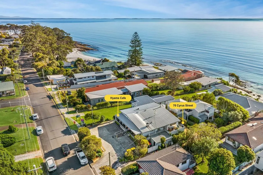 White Sands Retreat, Hyams Beach - Image 1