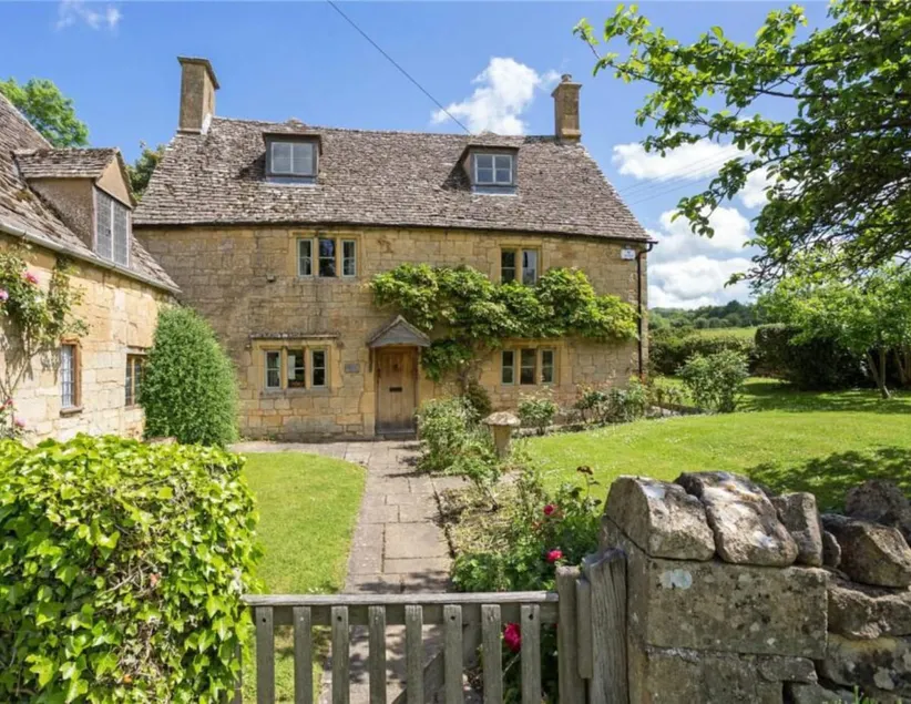 Orchard Cottage - Beautiful Home near Broadway - Image 1