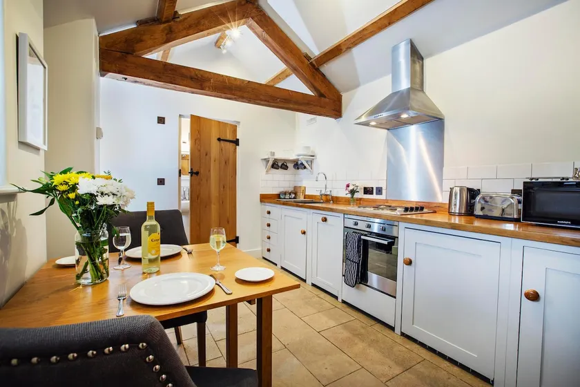 The Stalls Studio, Durdle Door - Image 1