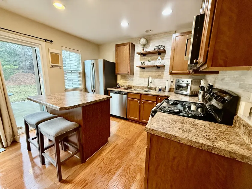Cute 3 Bdrm Home Close to Greensboro, Airport & HP - Image 1
