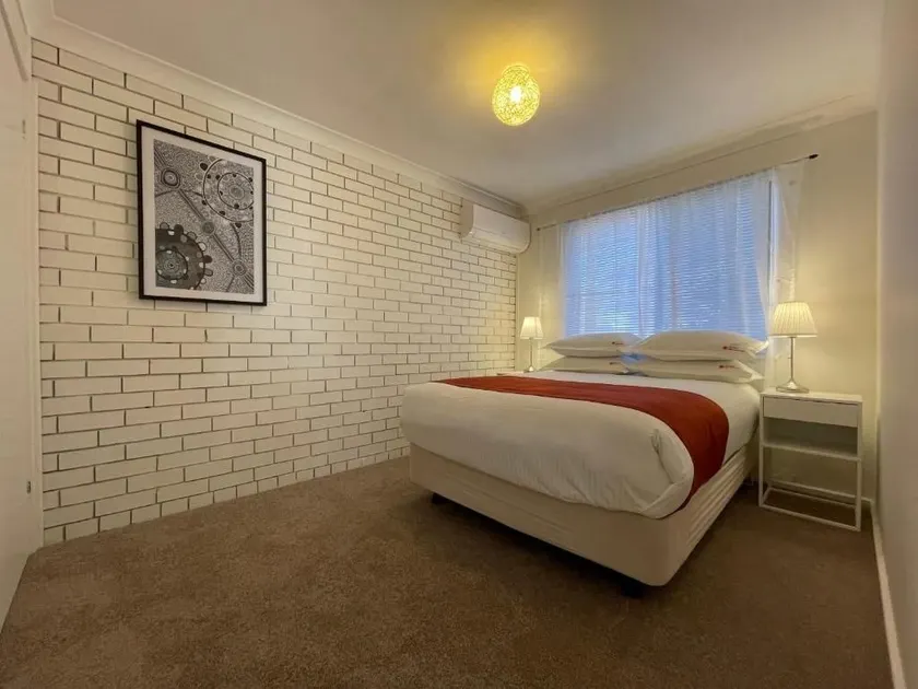 Vestey Apartments - Image 1