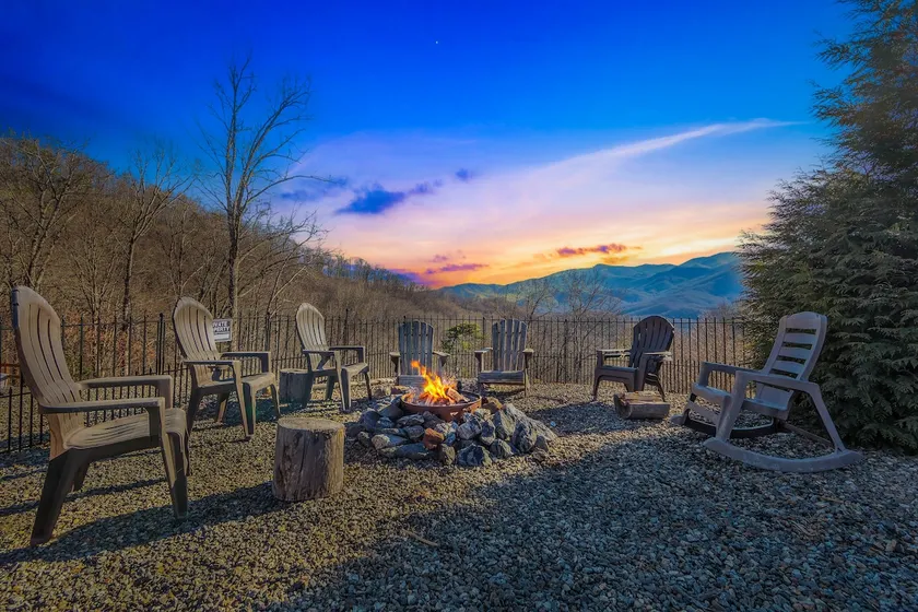 Best view in the Smokies, game basement! - Image 1