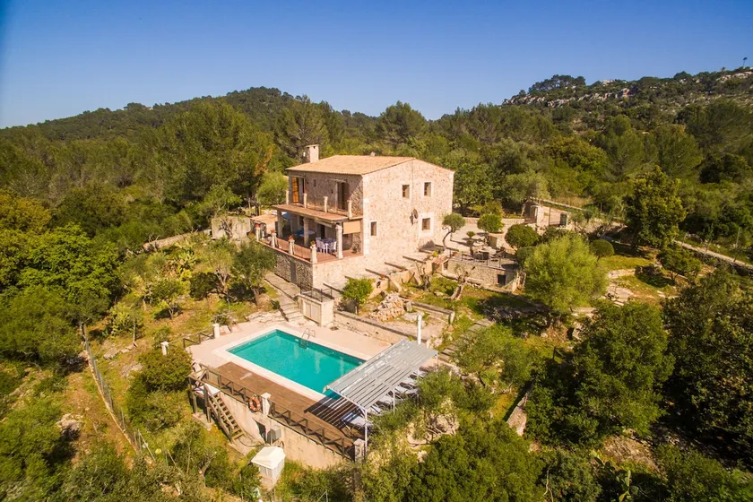 Caselles Petit - Ideal Property Majorca - Image 1