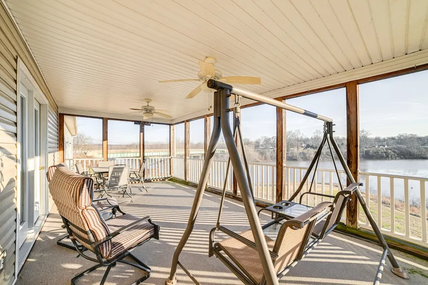 Walk to Ohio River: Golconda Home w/ Water Views! - Image 1