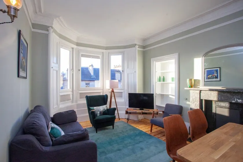 Stylish flat in the heart of the West End - Image 1
