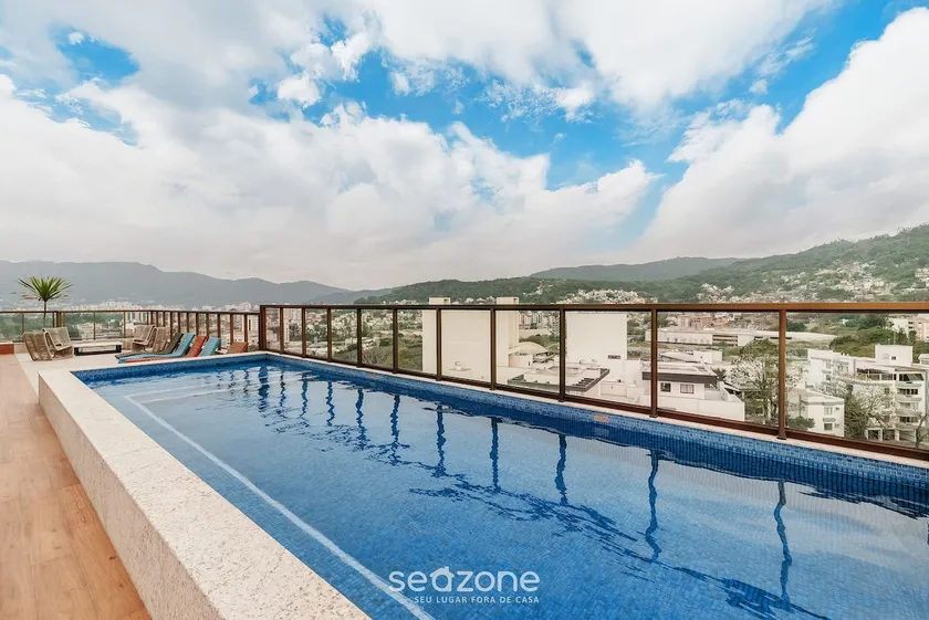 Beautiful Loft in Cond. with Pool YHD0105 - Image 1