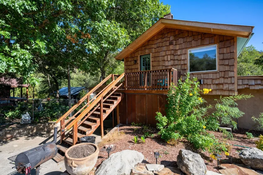 Guadalupe River Apt | 2BR-1BA | Sleeps 4 - Image 1
