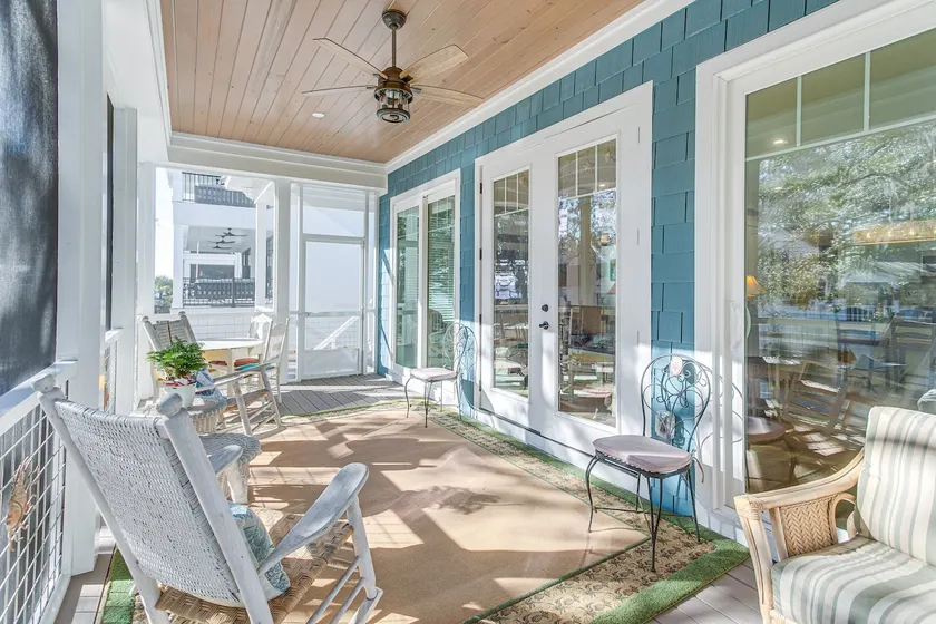 Walk to Public Beach: Hideaway in St Simons Island - Image 1