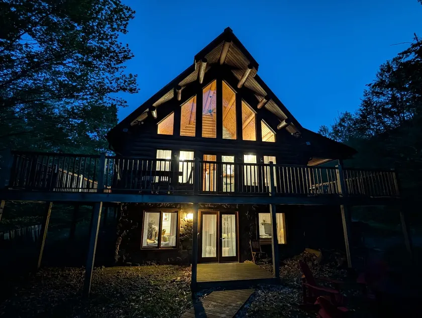 Log cabin, Spa near Tremblant - Image 1