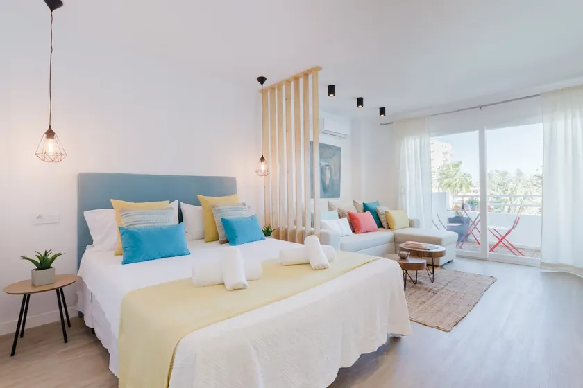 Rental Holidays Apartment - Image 1