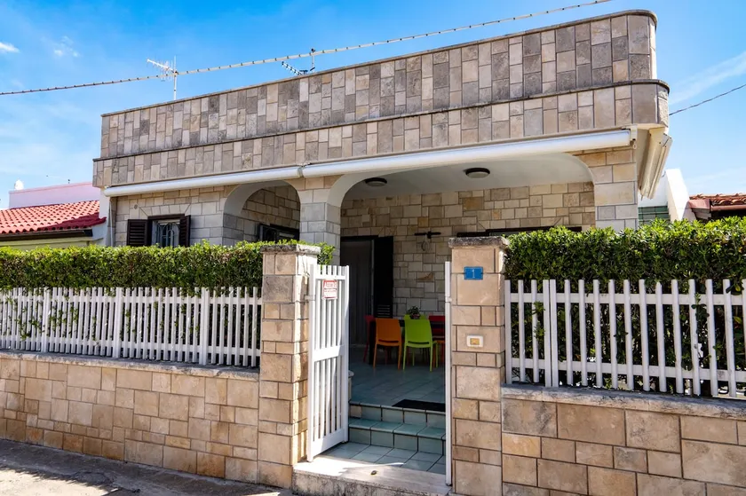 Villa Teresa - Seaside Retreat in Ostuni - Image 1