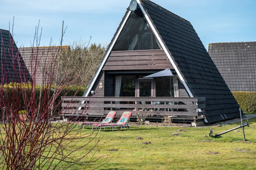 Hafenhuus by the sea - Image 1