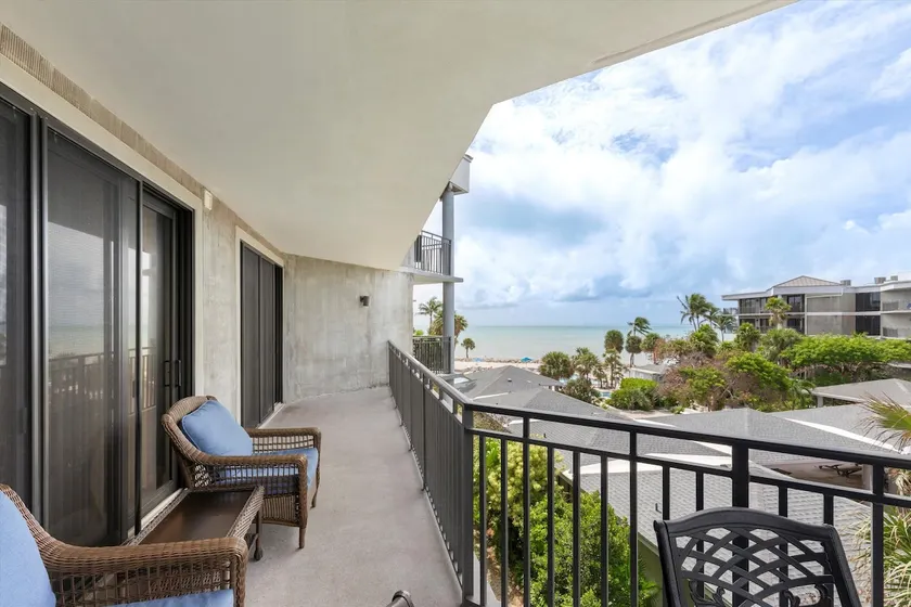 Key Wes't Best- Upgraded condo 5 mins to Smathers Beach Fantastic value - Image 1