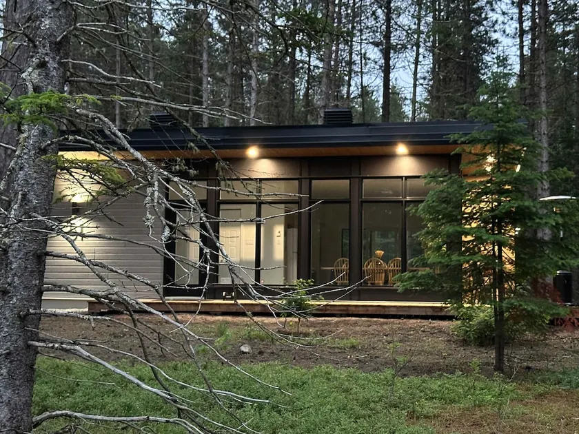 Brand New with SPA | The White Hare's Lair - Image 1