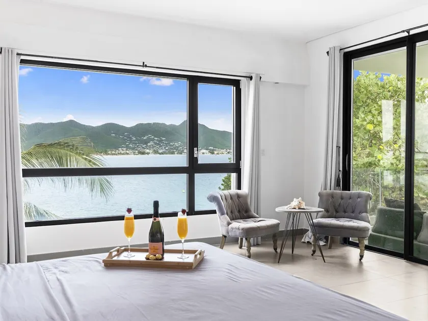Beacon Hill Hideaway Luxury Condo in Simpson Bay - Image 1