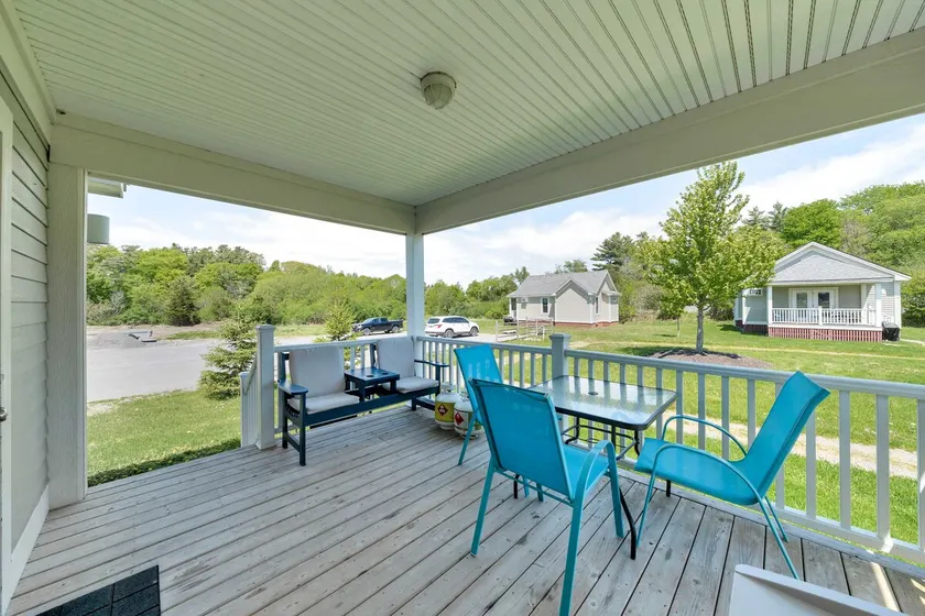 The Violet - 42 Meadow View - Image 1