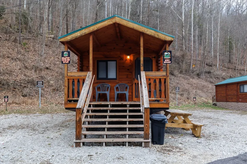 Cabin 3 - Hobet Hideaway - Ivy Branch Trailhead - Image 1