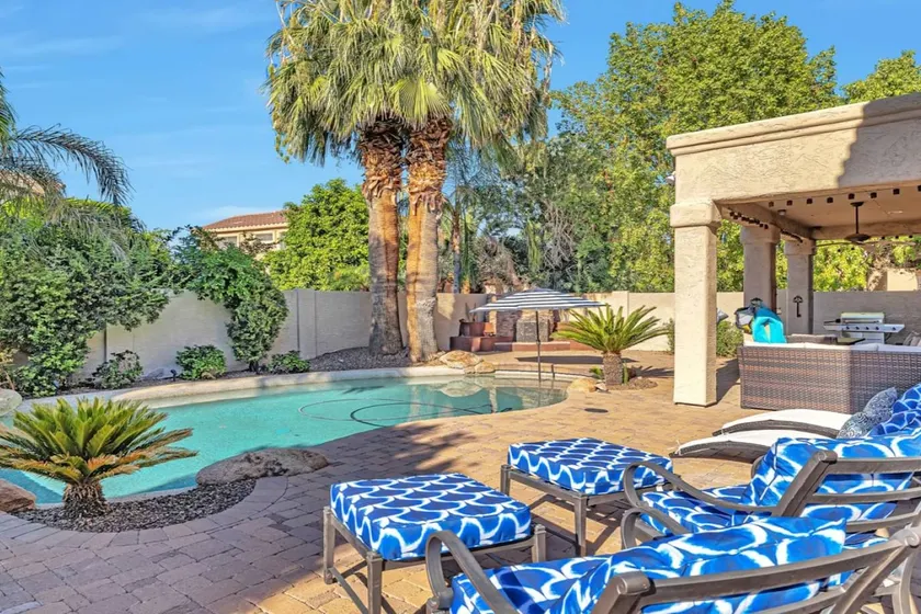 Great Location PVT Pool, Pool Table+Free Golf - Image 1