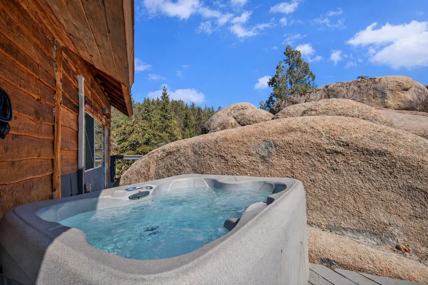 Hibernation Station | Rustic Cabin + Hot Tub - Image 1