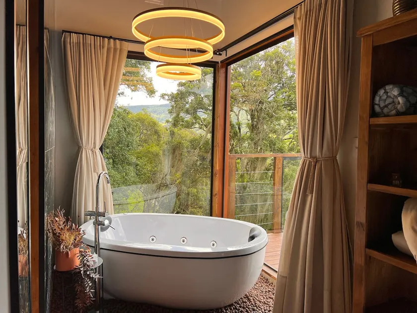 Refúgio dos Lobos - Chalet with bathtub and fireplace SC - Image 1