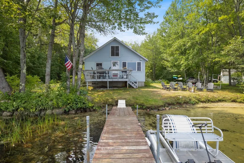 Water's Edge- A family-friendly beachfront stay - Image 1